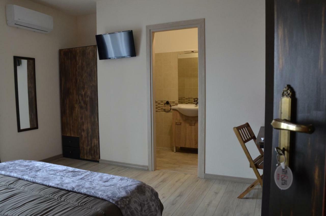 Càbras Artista B&B מראה חיצוני תמונה
