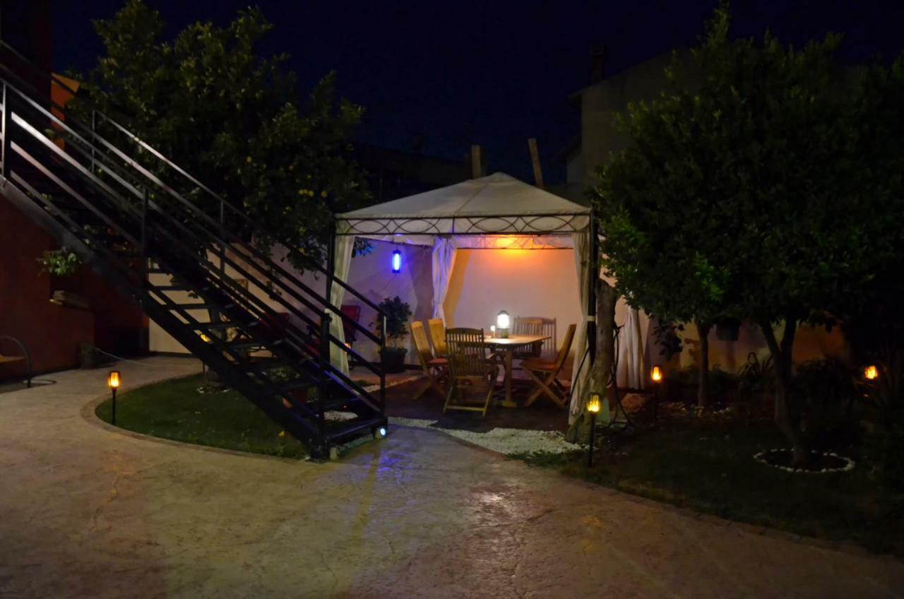 Càbras Artista B&B מראה חיצוני תמונה